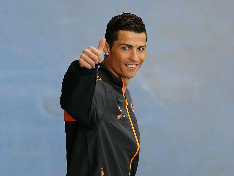 巴西队在阿森纳基地训练，安切洛蒂与阿尔特塔会面并合影