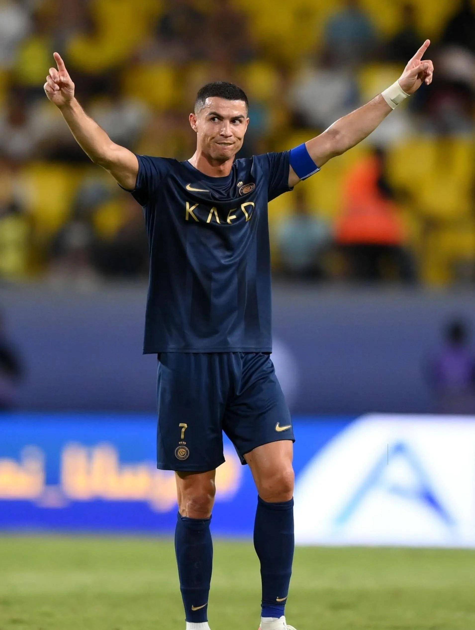 外媒评世界杯百大球星：姆巴佩领跑，哈兰德第2，梅西第8，C罗仅列25