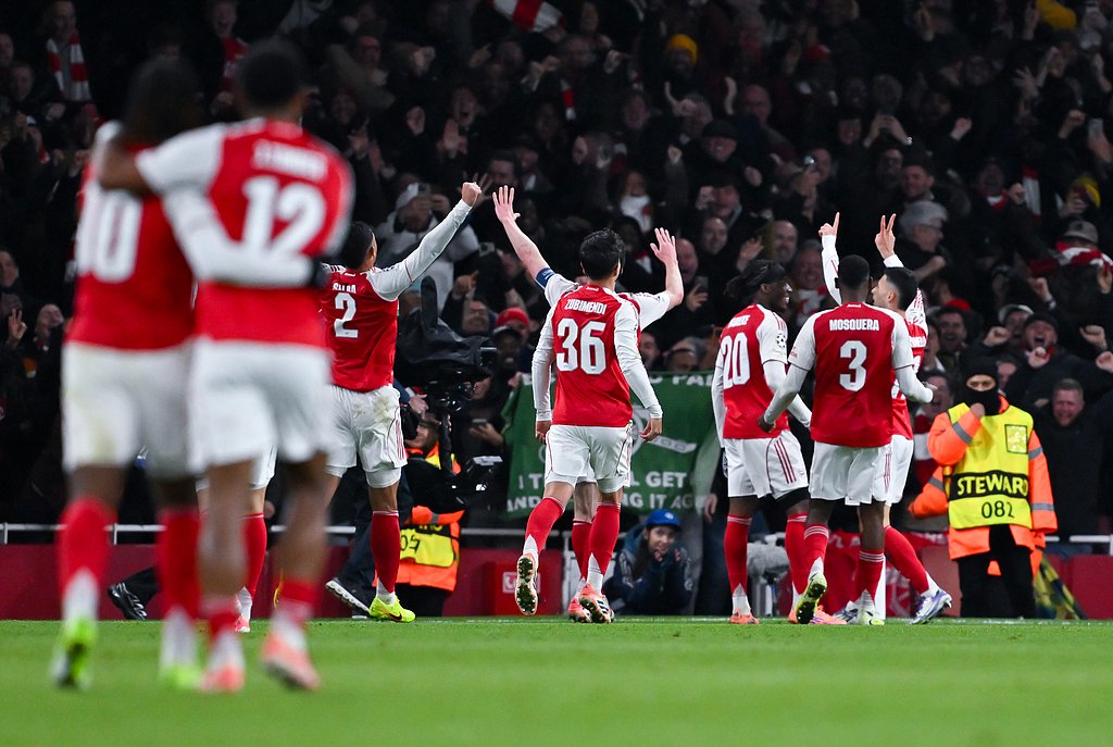 记者：加拉塔萨雷希望免费租借萨拉赫，合同半年800万欧