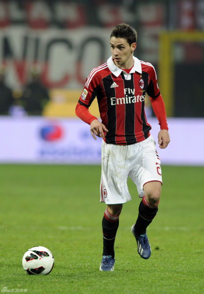 今天是北京时间2025年12月11日星期四,欢迎收看早报！