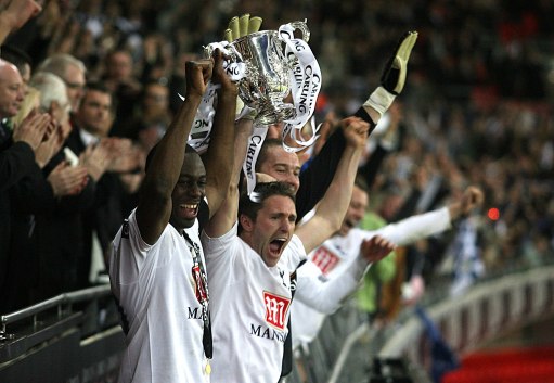 今晚20点15，海港vs柔佛，三大王牌或缺席，输球出局